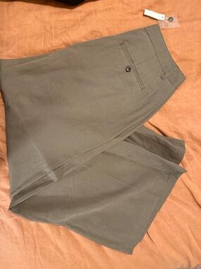 Madewell Olive Green pants with Belt Loops